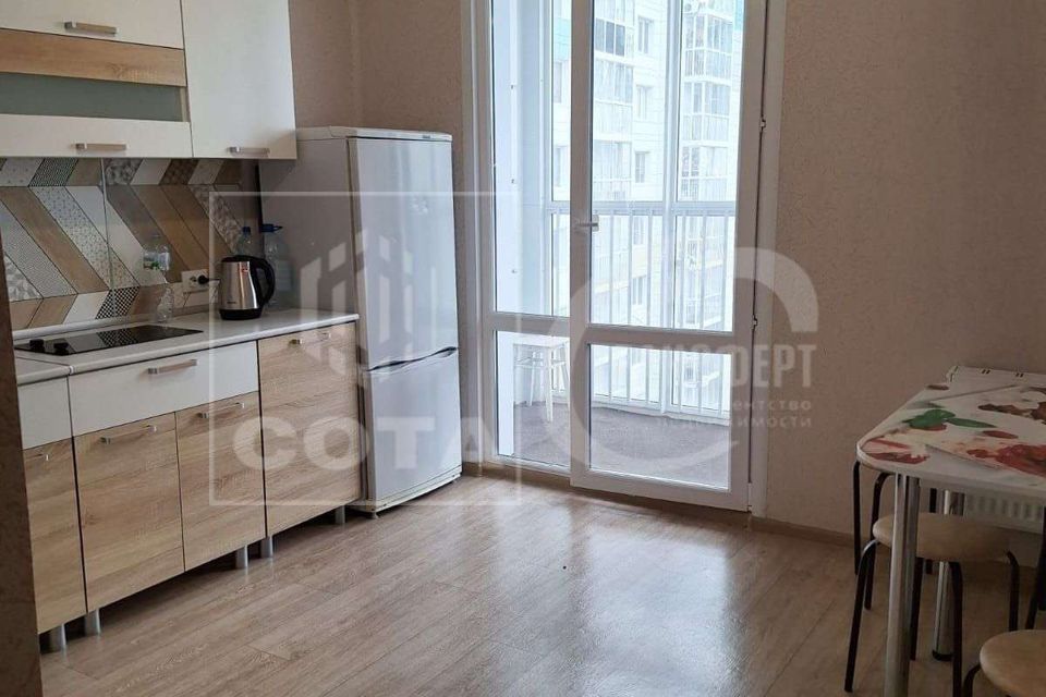 Продаётся 1-комнатная квартира, 37.3 м²