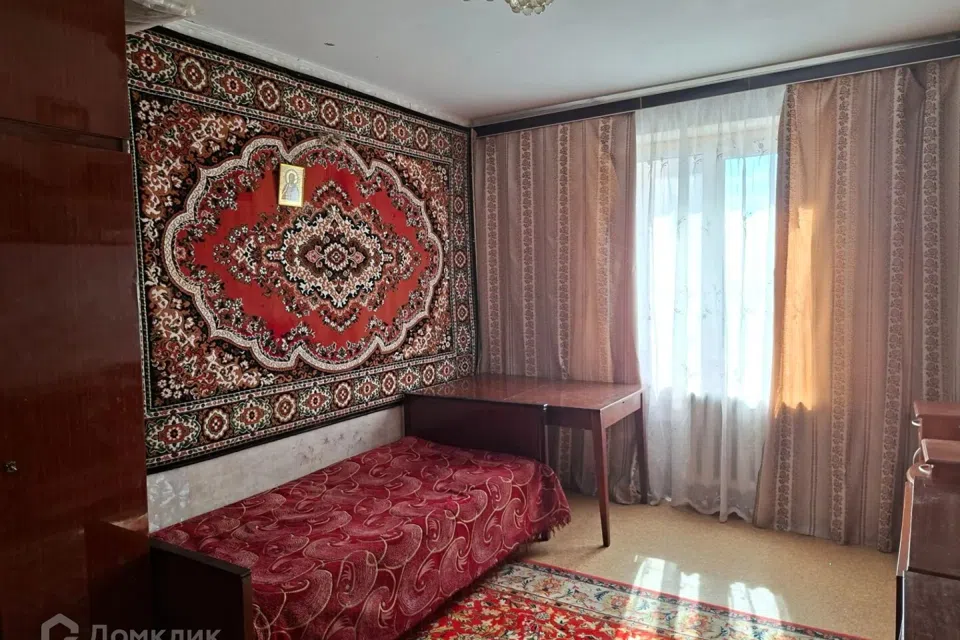 Продаётся 3-комнатная квартира, 57.3 м²