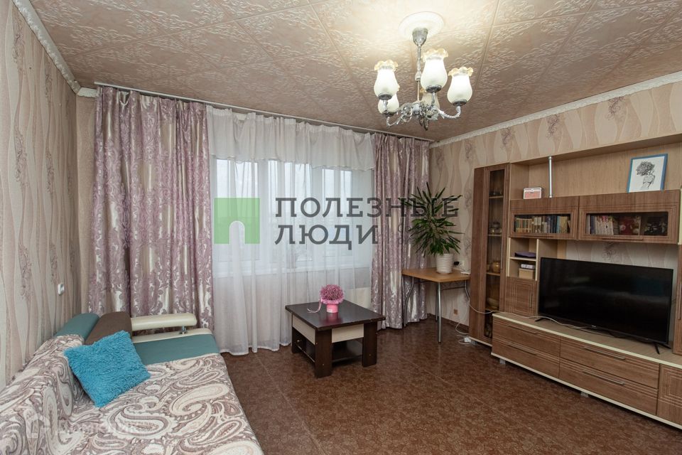 Продаётся 4-комнатная квартира, 81.6 м²