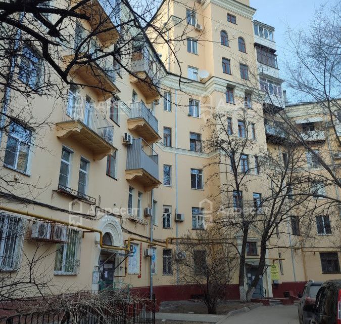 Продаётся 4-комнатная квартира, 113.1 м²