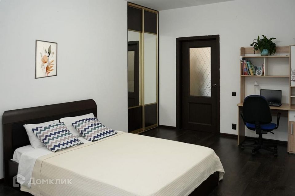 Продаётся 2-комнатная квартира, 72.9 м²