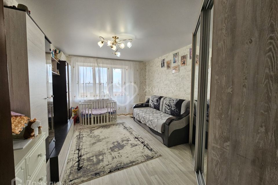 Продаётся 3-комнатная квартира, 60.7 м²