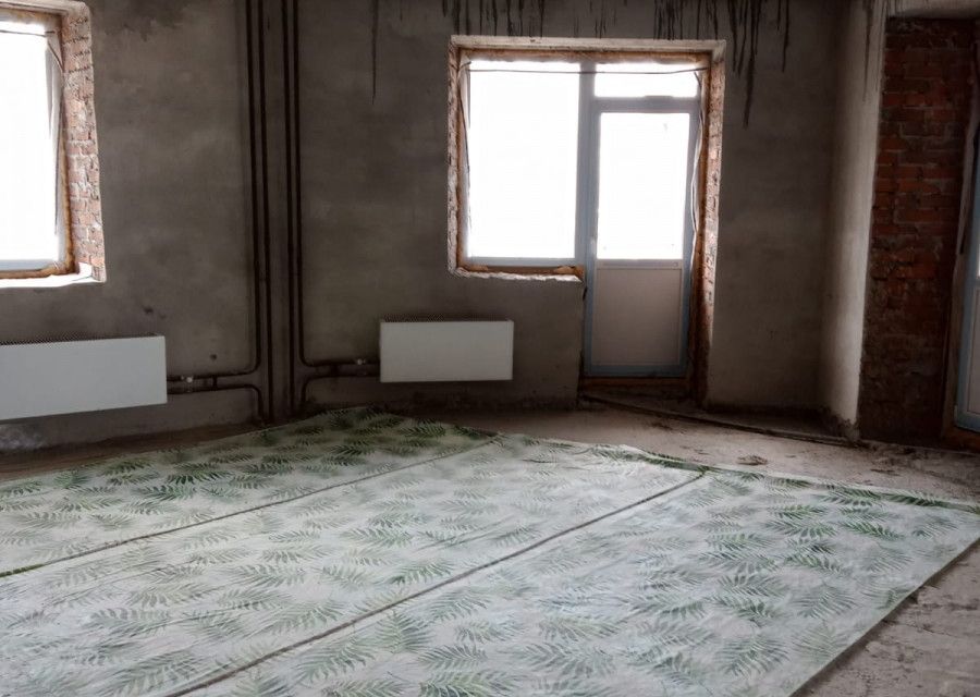 Продаётся 4-комнатная квартира, 160 м²