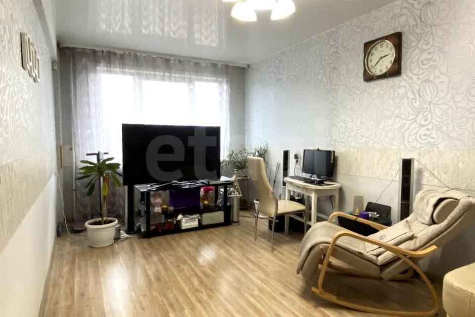 Продаётся 4-комнатная квартира, 77.5 м²
