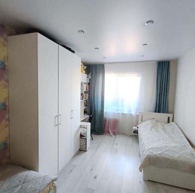 Продаётся 2-комнатная квартира, 42.7 м²