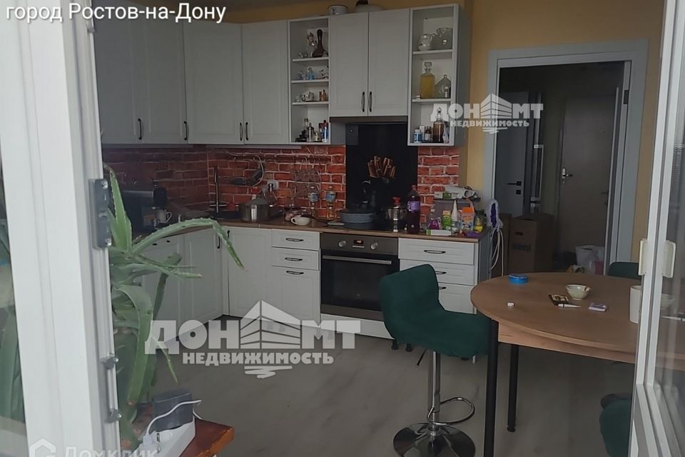 Сдаётся 2-комнатная квартира, 70 м²