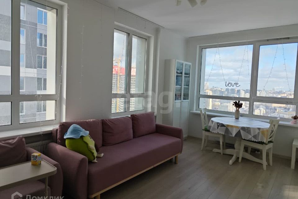 Продаётся 3-комнатная квартира, 77.3 м²