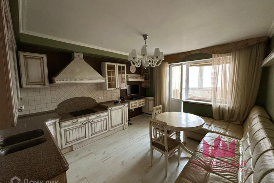 Продаётся 2-комнатная квартира, 69 м²