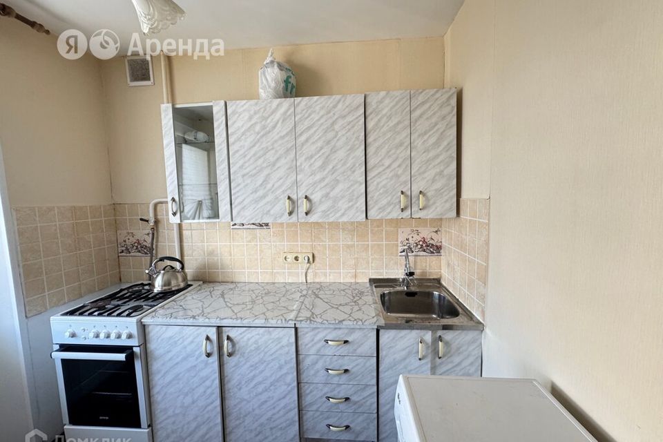 Сдаётся 2-комнатная квартира, 38 м²