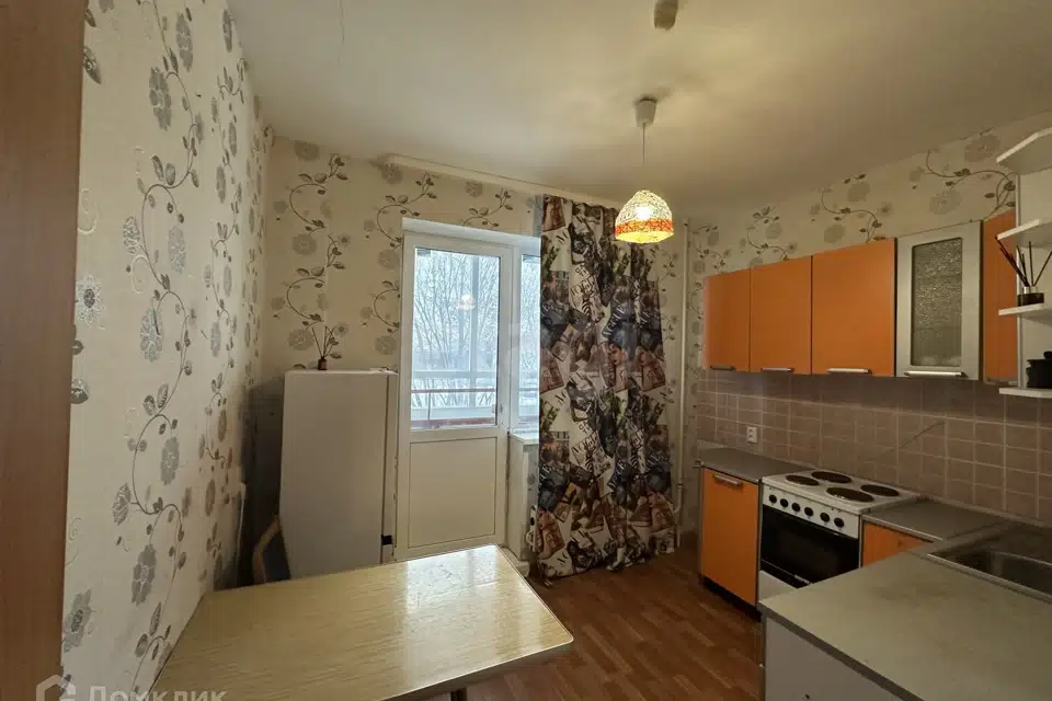 Продаётся 1-комнатная квартира, 37.3 м²