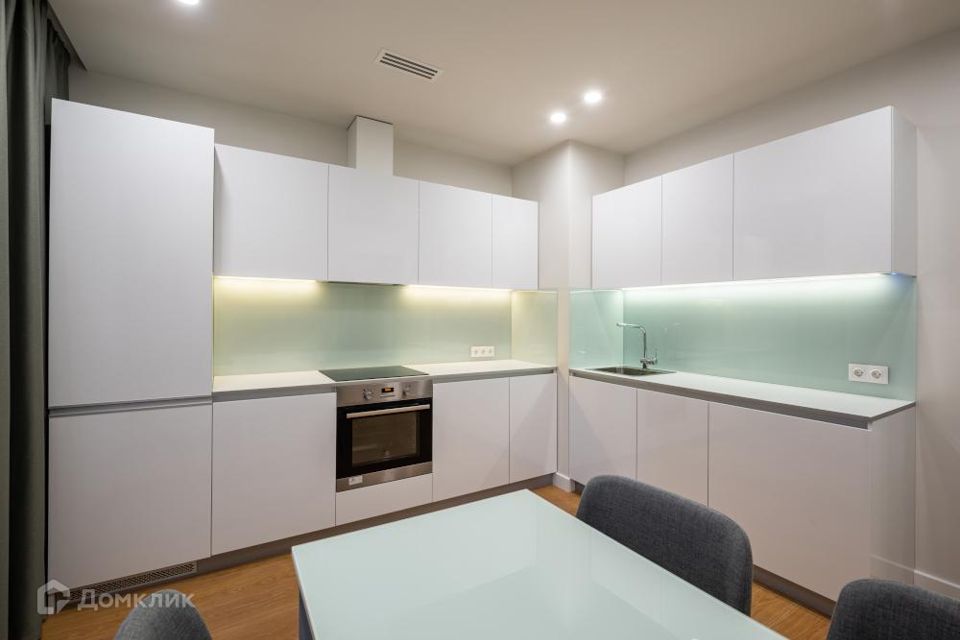 Сдаётся 4-комнатная квартира, 95 м²