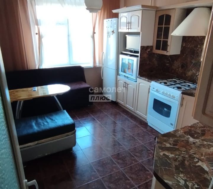 Продаётся 3-комнатная квартира, 64 м²