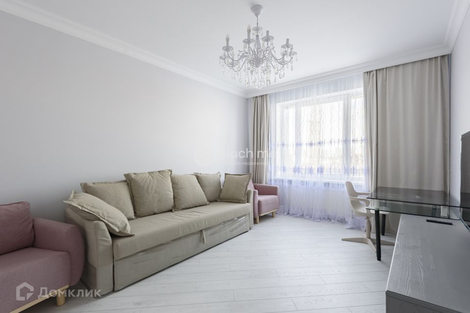 Продаётся 2-комнатная квартира, 56 м²