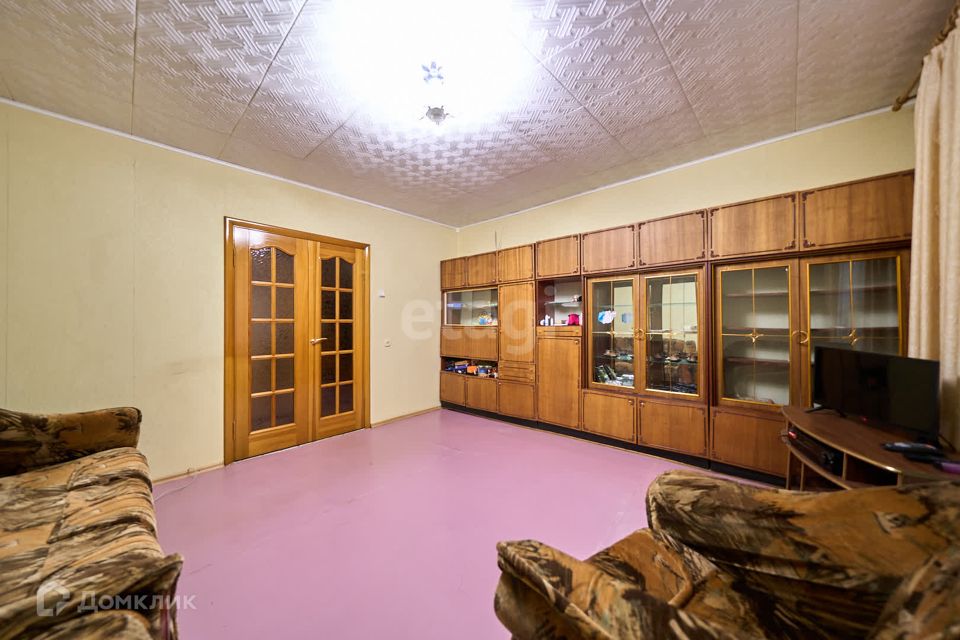 Продаётся 4-комнатная квартира, 87 м²