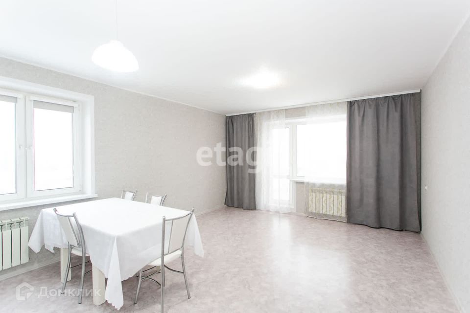 Продаётся 2-комнатная квартира, 56.14 м²