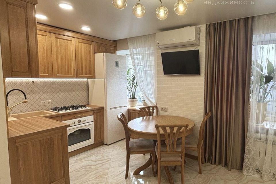 Продаётся 1-комнатная квартира, 32 м²