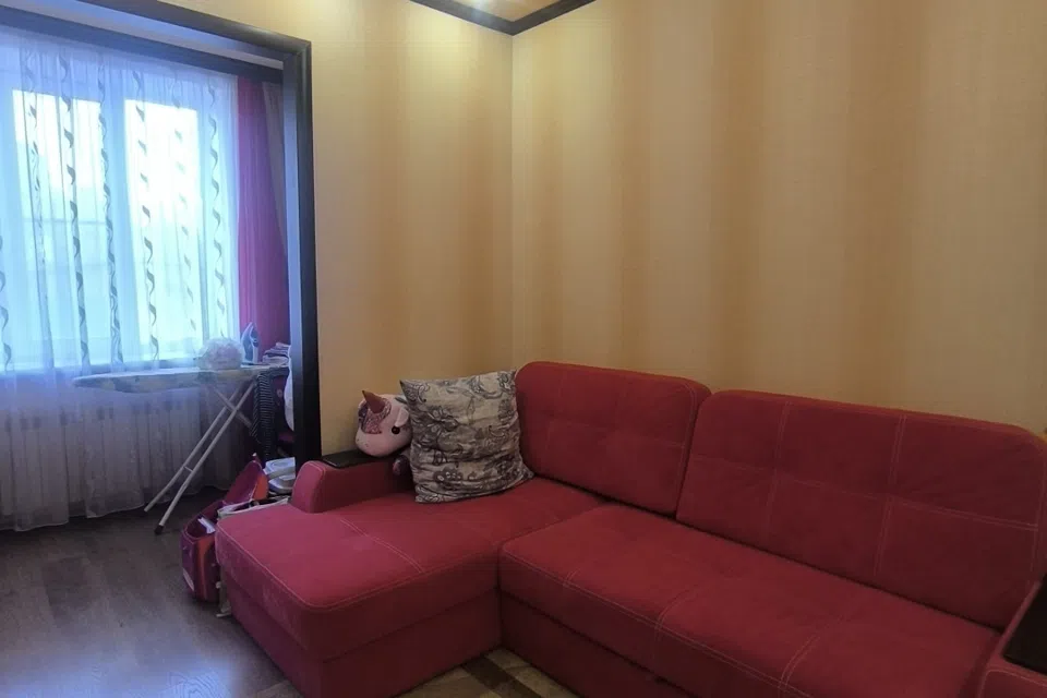 Продаётся 2-комнатная квартира, 57 м²