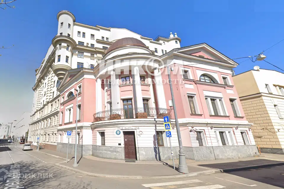 Продаётся 3-комнатная квартира, 118.4 м²