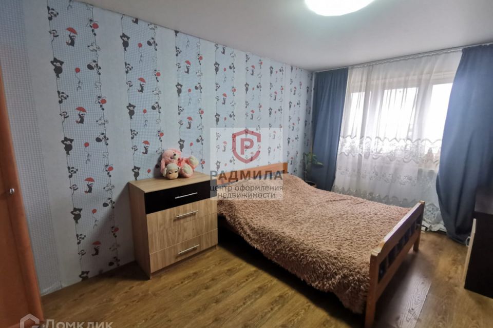 Продаётся 4-комнатная квартира, 114 м²