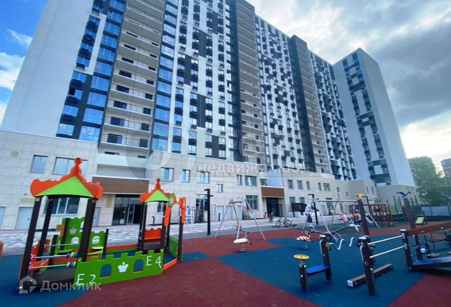Продаётся 2-комнатная квартира, 76 м²