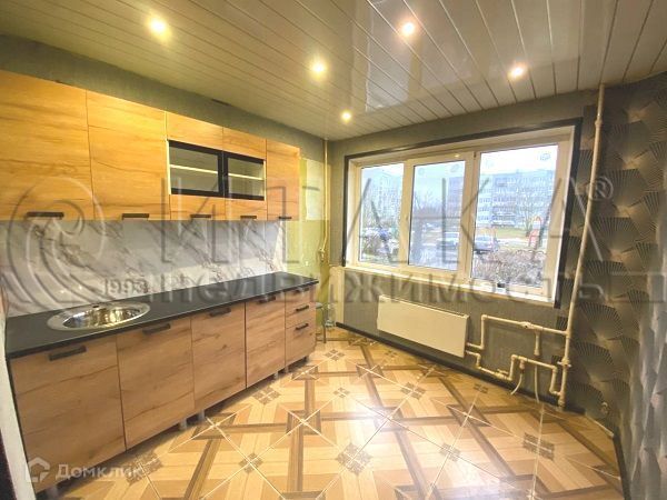 Продаётся 2-комнатная квартира, 52.6 м²