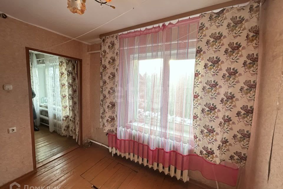 Продаётся 3-комнатная квартира, 51.8 м²