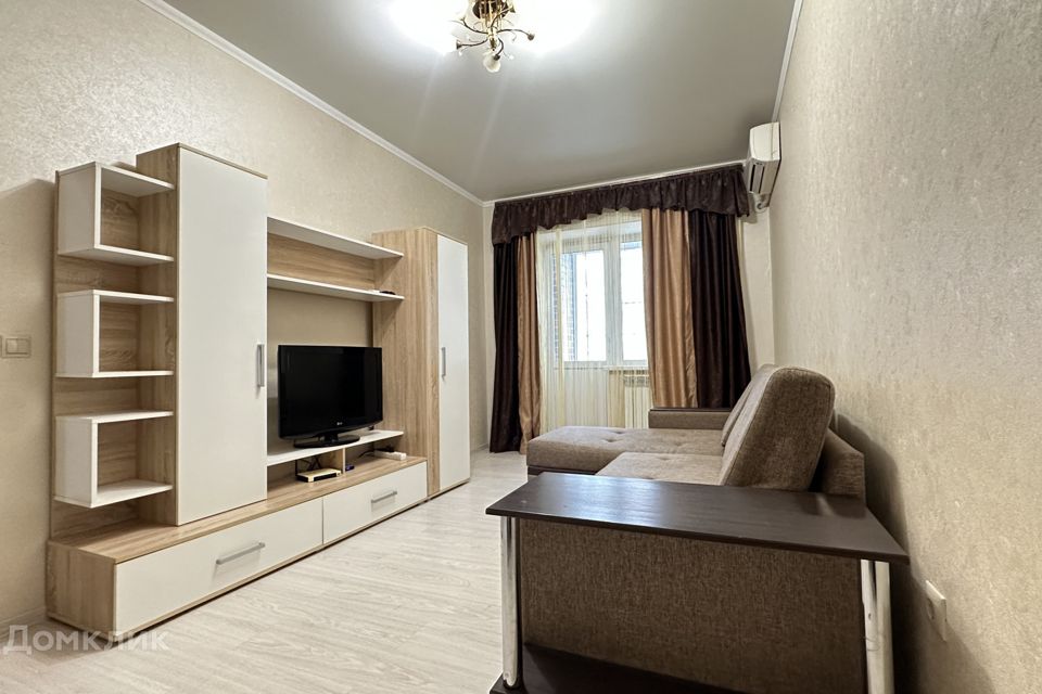 Сдаётся 1-комнатная квартира, 35 м²