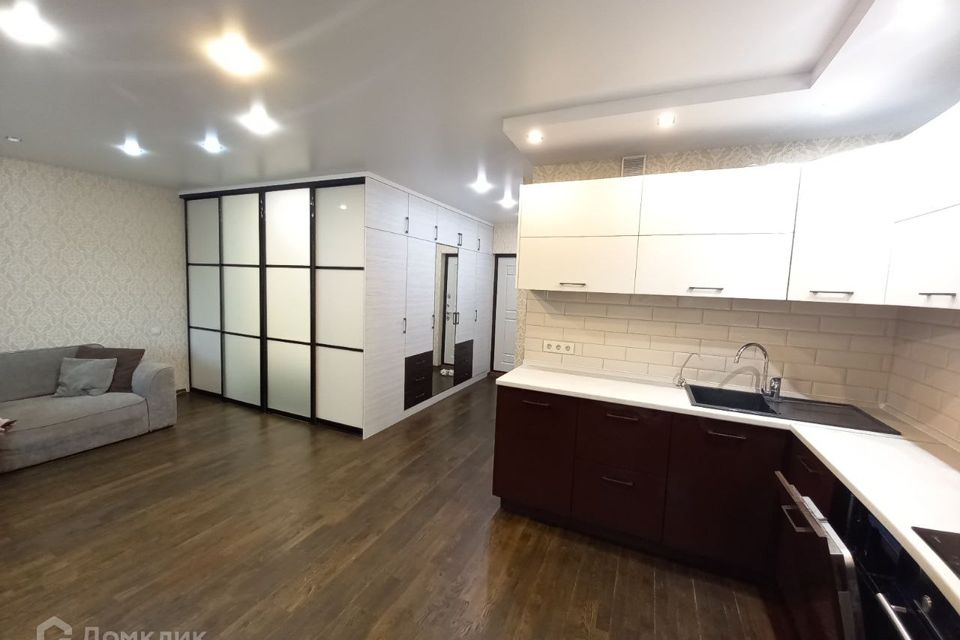 Продаётся 1-комнатная квартира, 47 м²