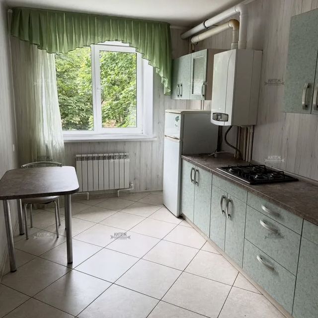 Продаётся 1-комнатная квартира, 37.9 м²