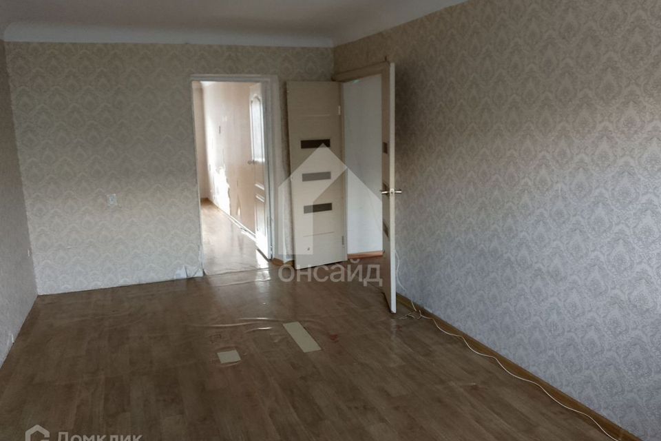 Продаётся 3-комнатная квартира, 56.7 м²