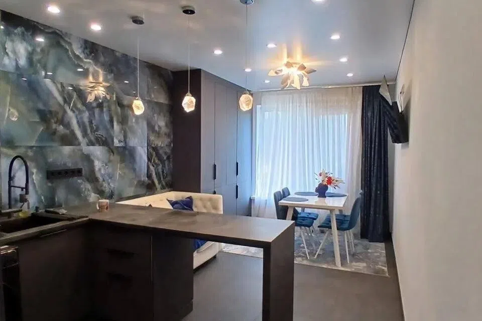 Продаётся 1-комнатная квартира, 41.7 м²