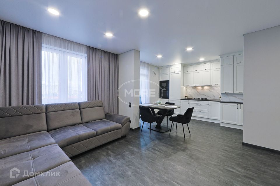 Продаётся 2-комнатная квартира, 55.6 м²