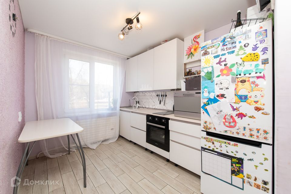 Продаётся 3-комнатная квартира, 65.3 м²