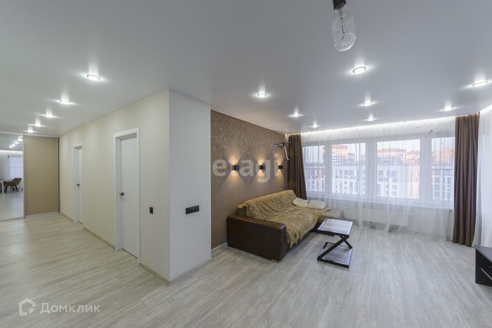 Продаётся 2-комнатная квартира, 79 м²