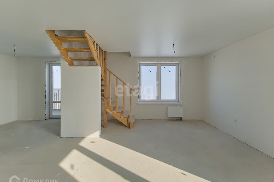 Продаётся 4-комнатная квартира, 100.6 м²