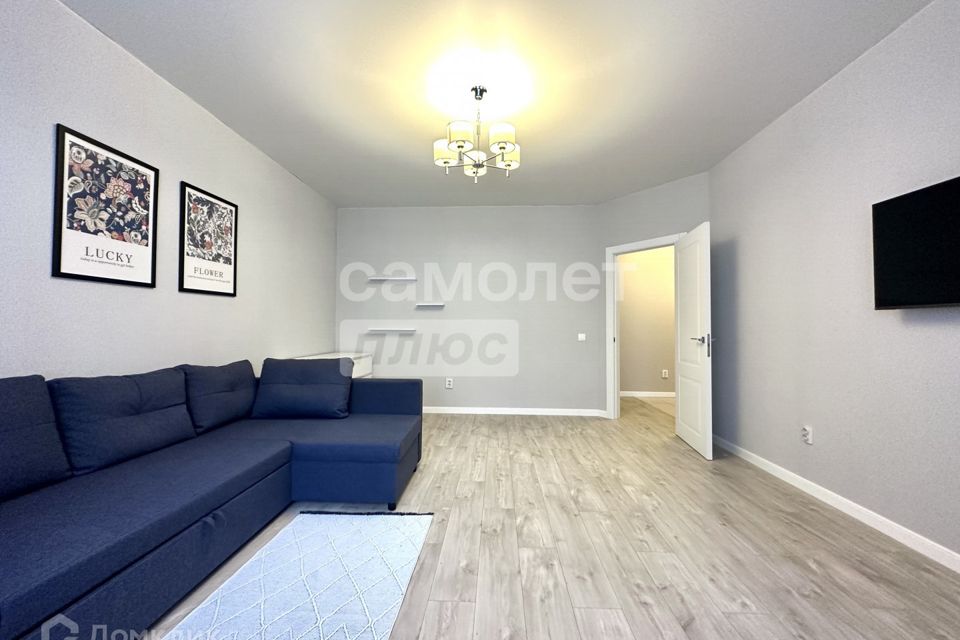 Сдаётся 2-комнатная квартира, 70 м²