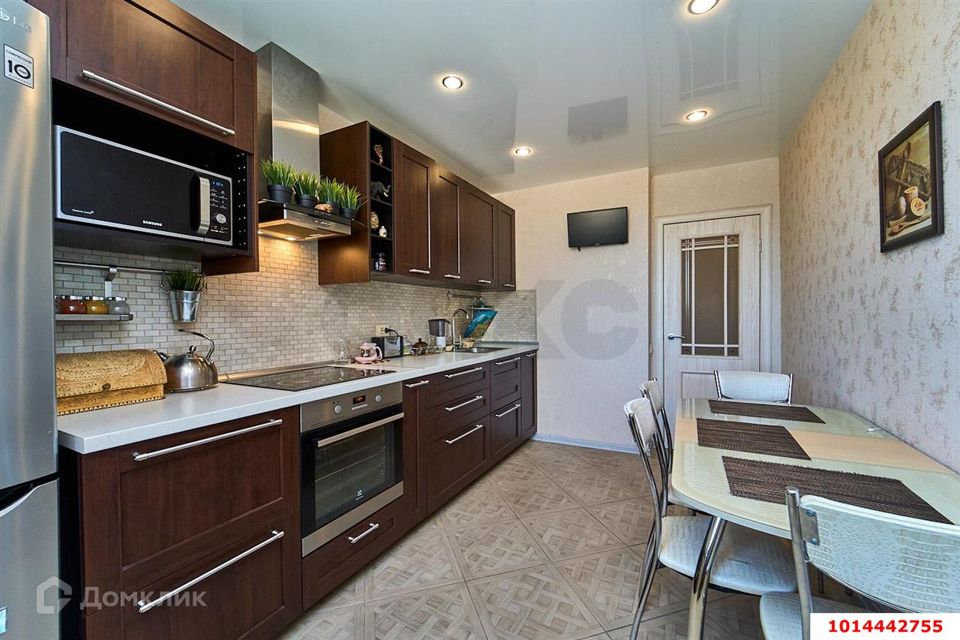 Продаётся 3-комнатная квартира, 74.3 м²
