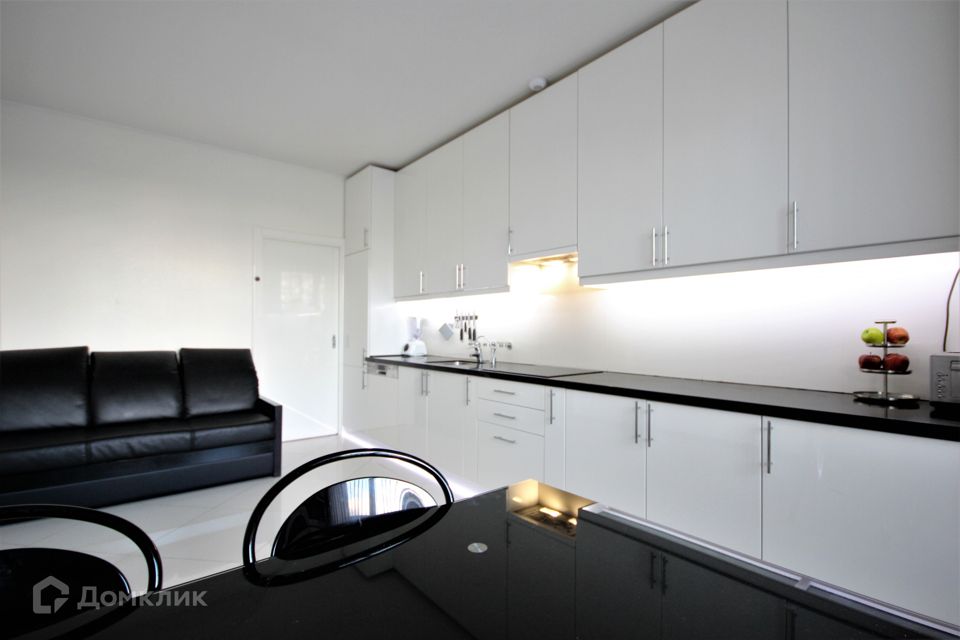 Сдаётся 2-комнатная квартира, 50 м²
