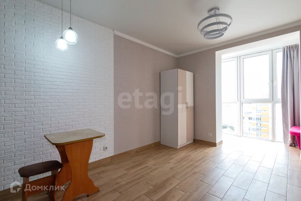 Продаётся 1-комнатная квартира, 37.2 м²