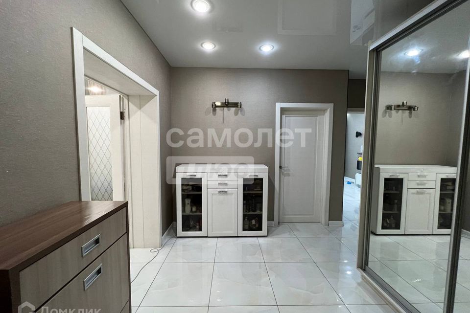 Продаётся 2-комнатная квартира, 58.2 м²