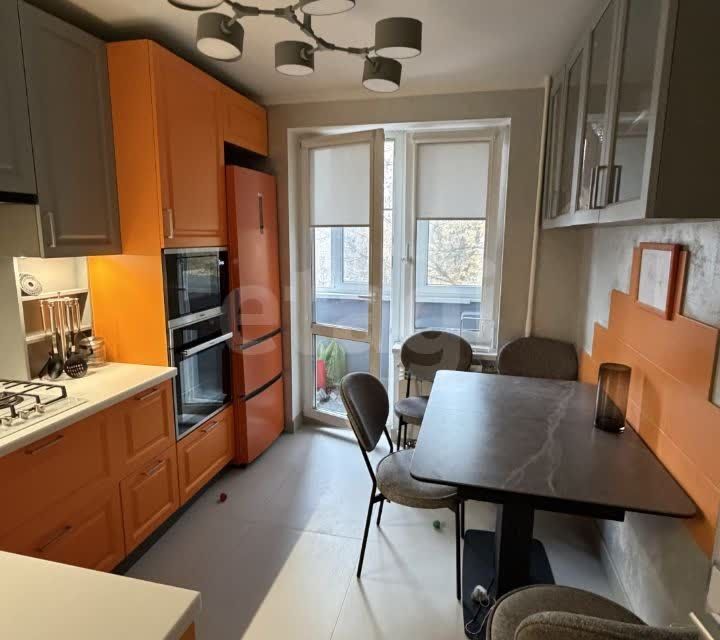 Продаётся 3-комнатная квартира, 64.1 м²