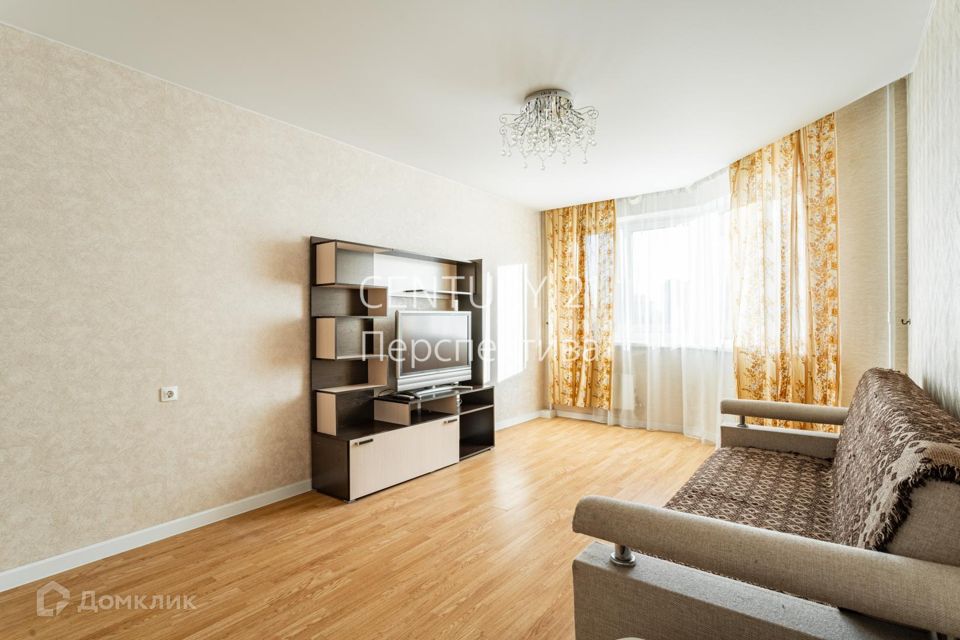 Продаётся 1-комнатная квартира, 43 м²
