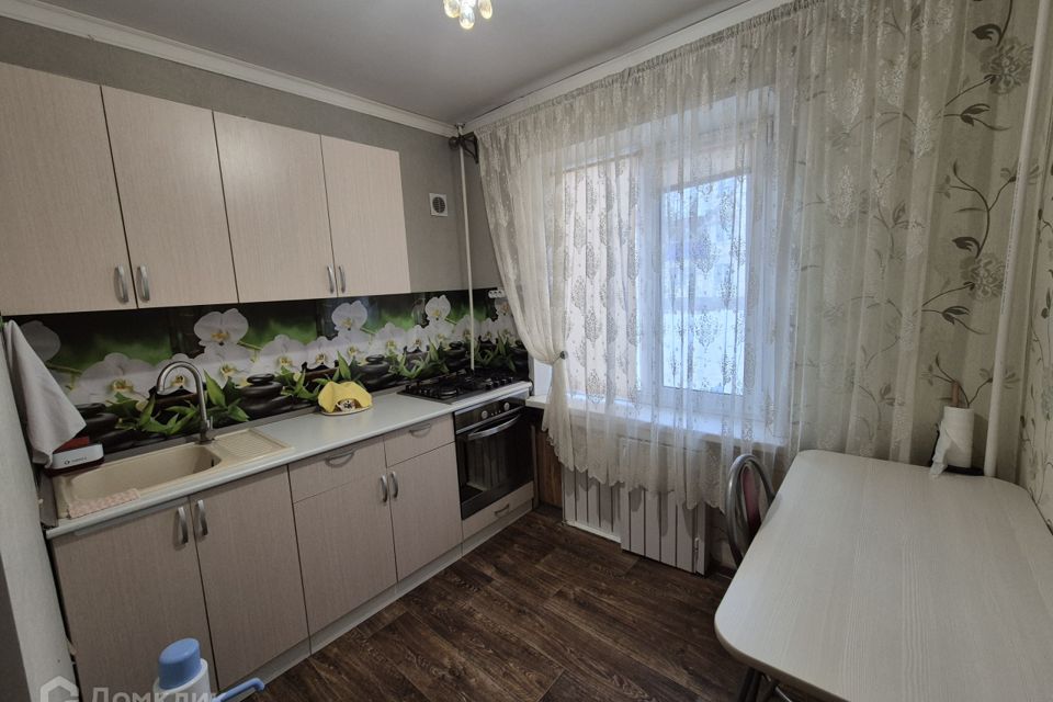 Продаётся 3-комнатная квартира, 59.5 м²