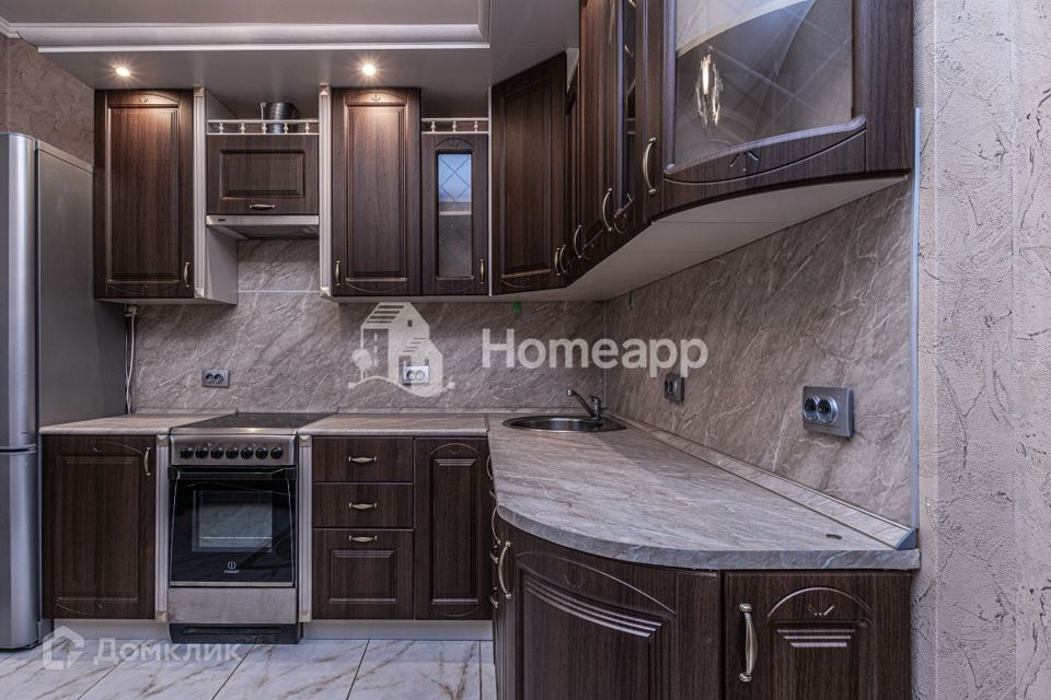 Продаётся 1-комнатная квартира, 43 м²