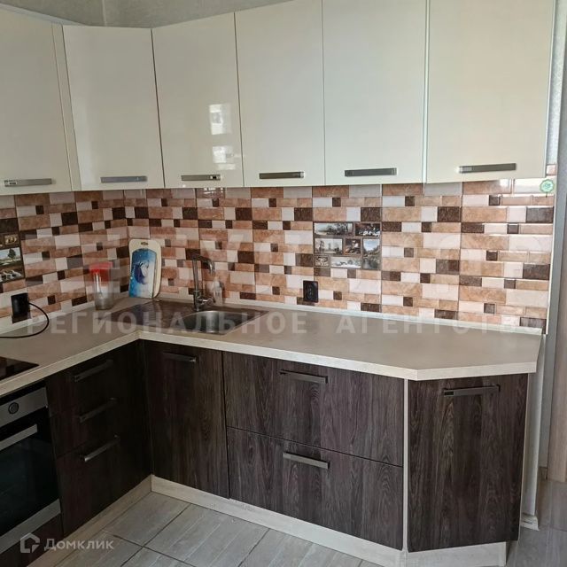 Сдаётся 2-комнатная квартира, 56 м²