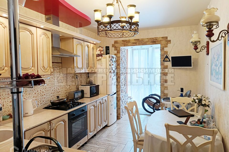 Продаётся 2-комнатная квартира, 62 м²