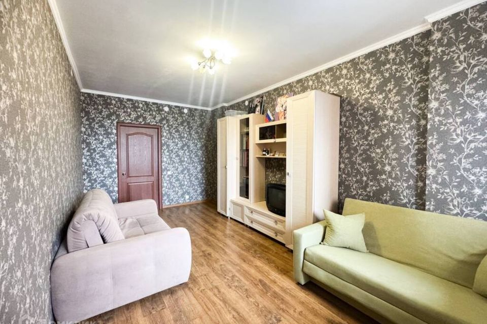 Продаётся 1-комнатная квартира, 37 м²