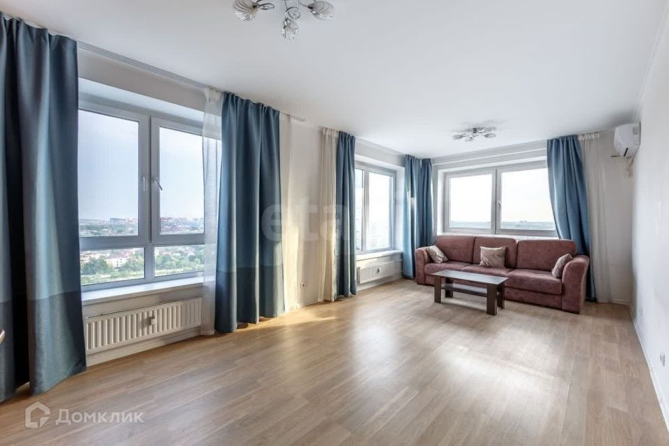 Продаётся 2-комнатная квартира, 69 м²