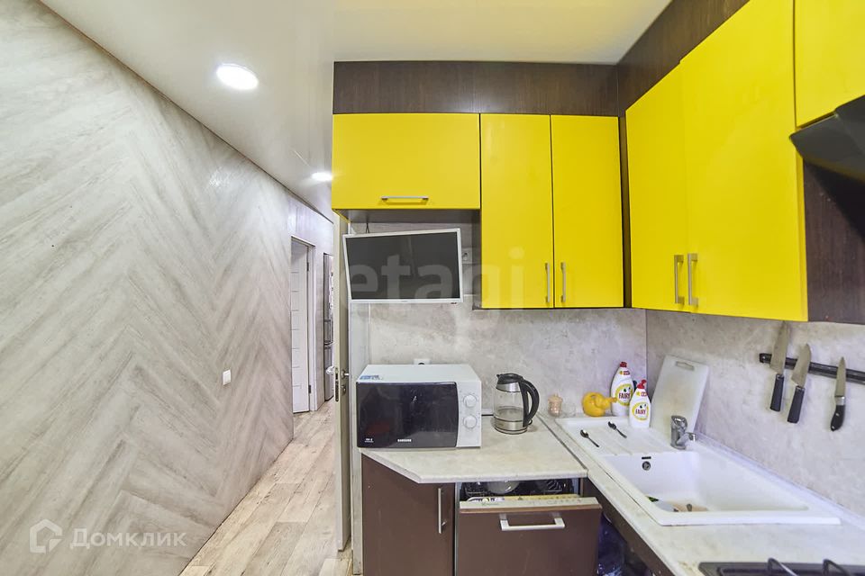 Продаётся 3-комнатная квартира, 62.7 м²