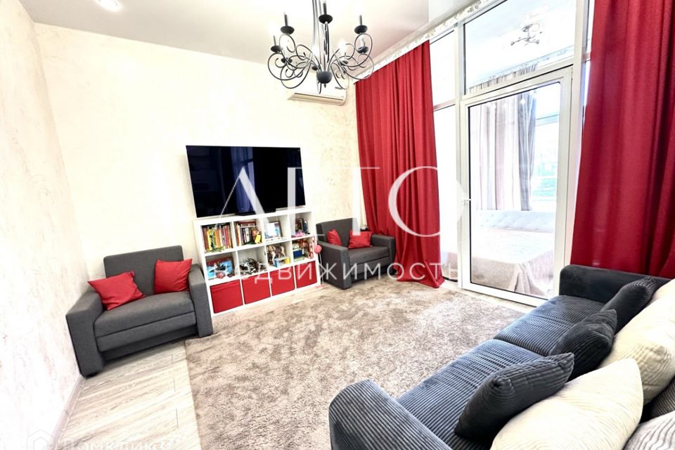 Продаётся 3-комнатная квартира, 73 м²